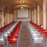 Dell'agenzia 4*