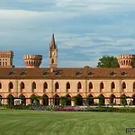 Dell'agenzia 4*