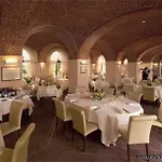 Dell'agenzia