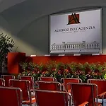 Dell'agenzia 4*