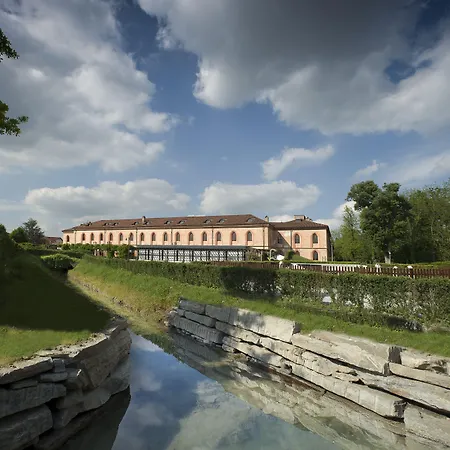 Dell'agenzia Hotel 4*