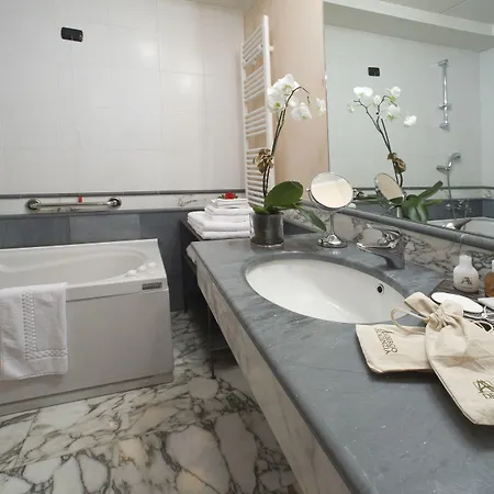 Hotel Dell'agenzia Bra