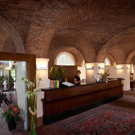Dell'agenzia Hotel