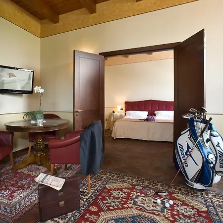 Dell'agenzia 4*